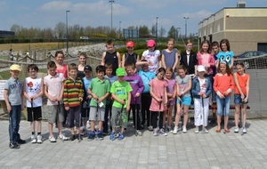 Photo de Groupe avec toius les enfants du stage poussin et poussines du Basket Jean Macé de 2013.